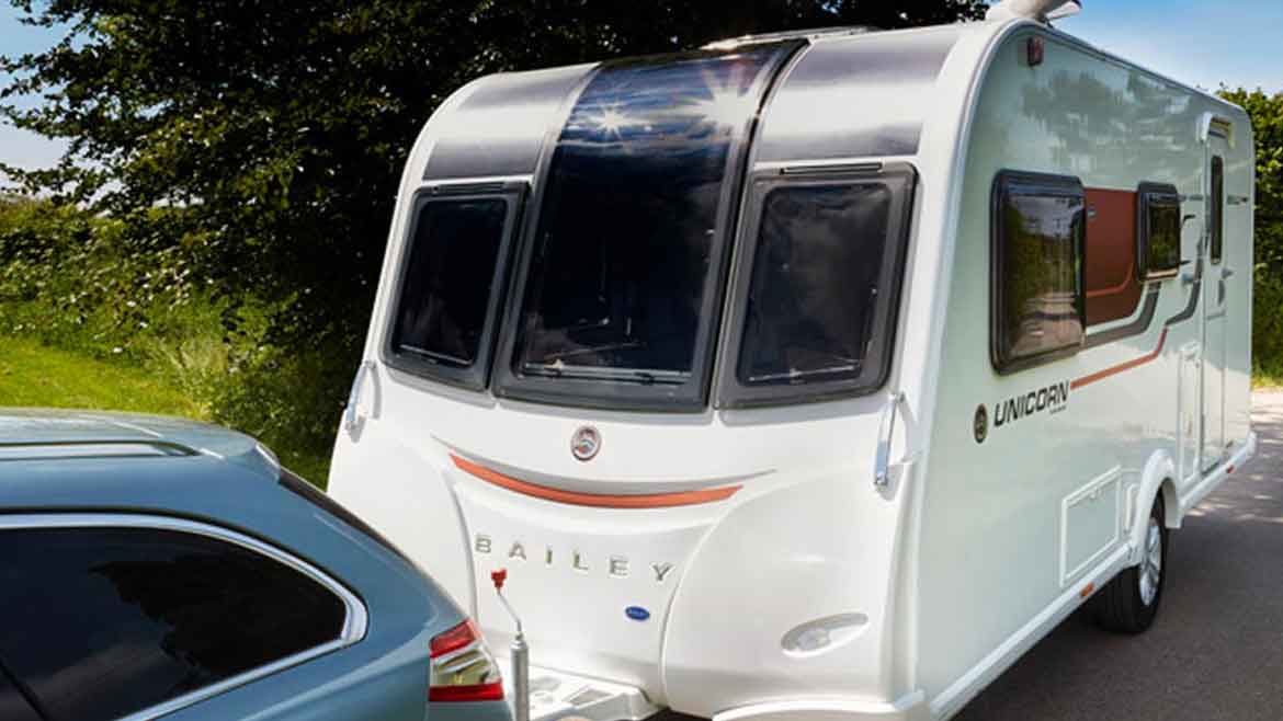 Simple Tips for Reversing with a Caravan